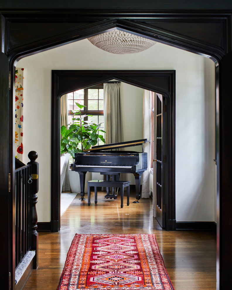 Entryway - transitional entryway idea