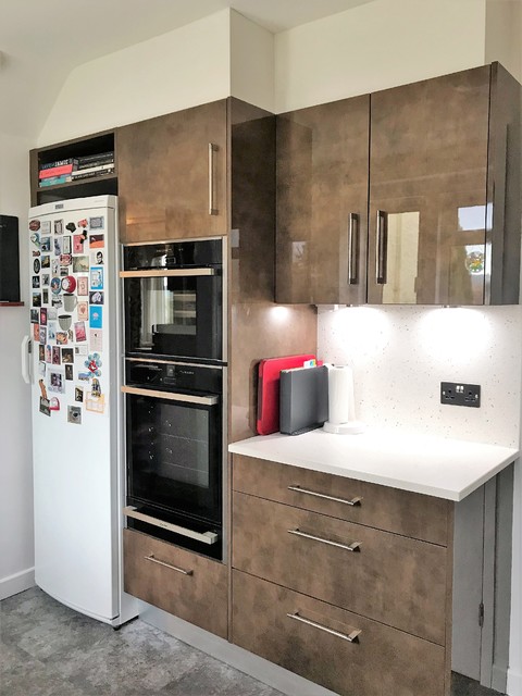 Copper Effect High Gloss Kitchen eklektisk-koekken