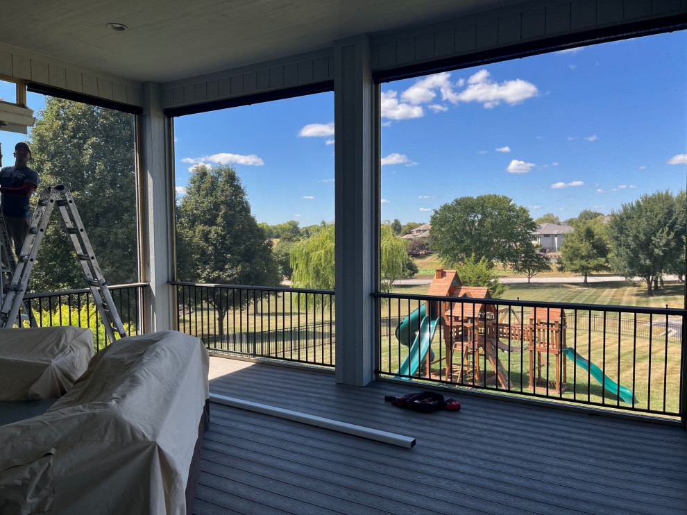 Screen Porch System in Parkville, MO