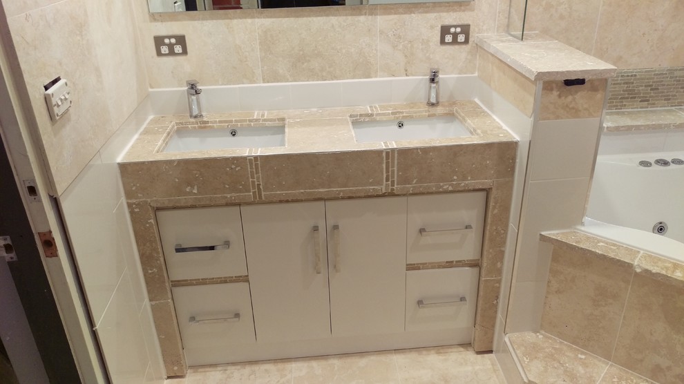 This is an example of a mediterranean bathroom in Wollongong.