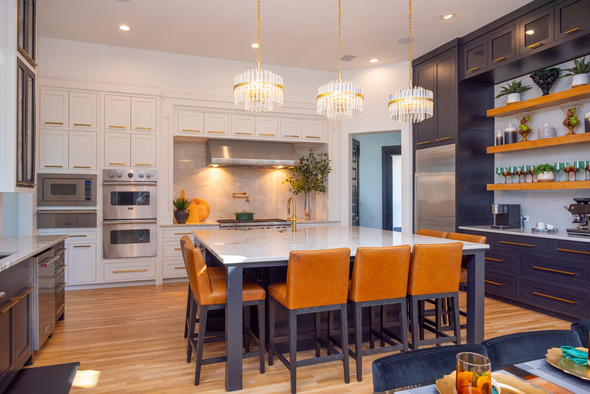 Example of a trendy kitchen design in Oklahoma City