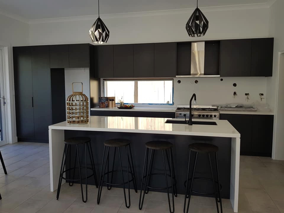 Sleek Kitchen Renovation