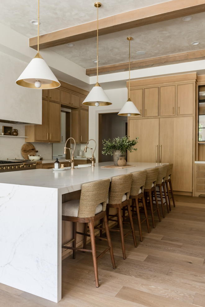 Maple Crossings- Parade of Homes 2023 - Transitional - Kitchen - Salt ...