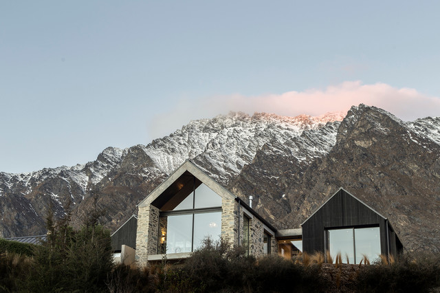 Eggleton House contemporary-house-exterior