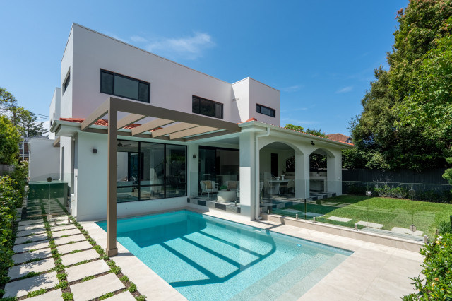 Casa Willoughby medelhavsstil-fasad