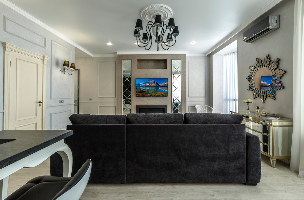 Студия на Пр. комарова