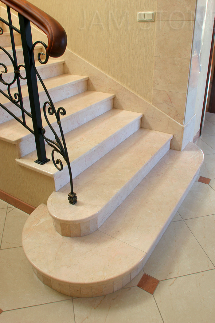 Частный интерьер - розовый и бордо