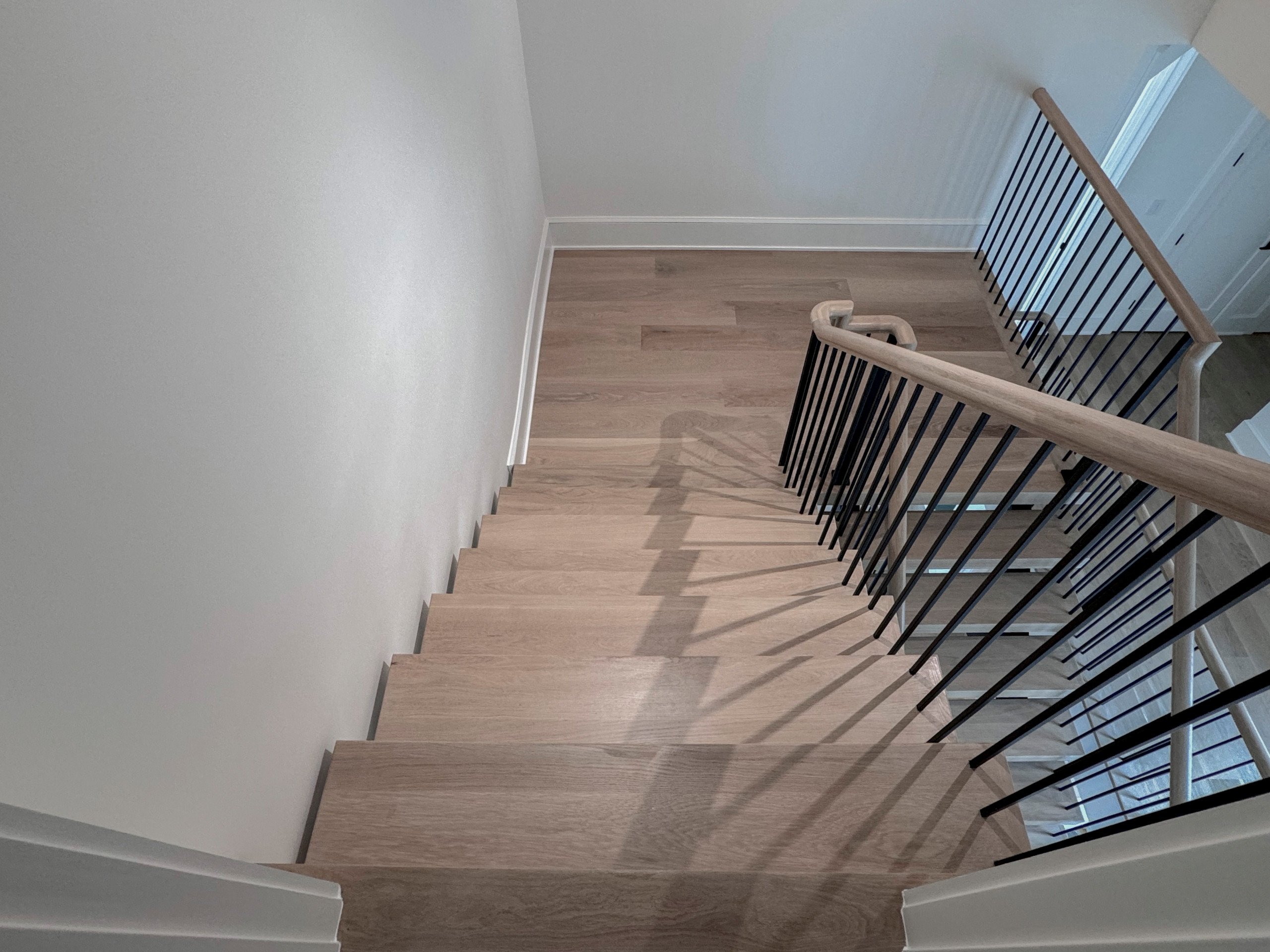 122_Modern Steel & Wood Floating Staircase, Arlington VA 22207