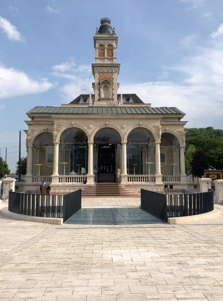 Ybl Budai Kreatív Ház