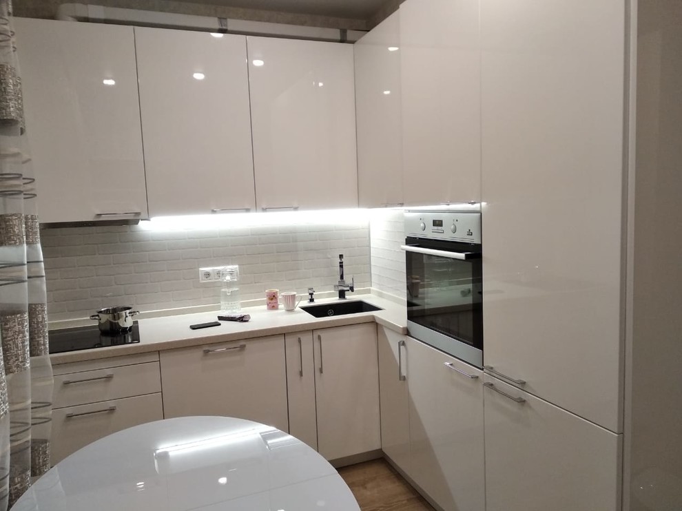 Белая "невидимка"