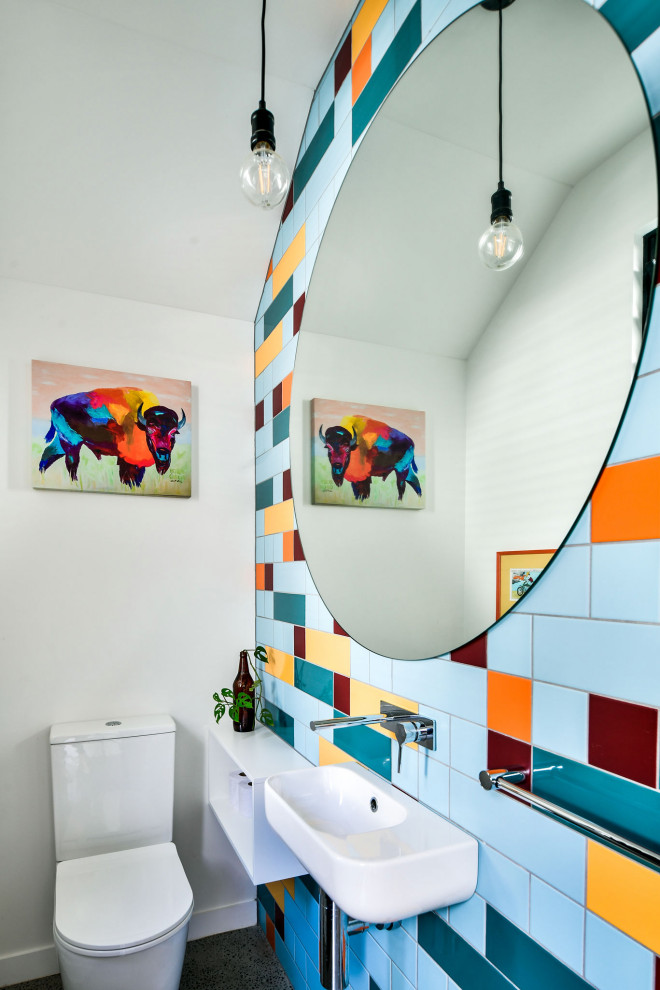 This is an example of a contemporary powder room in Brisbane.