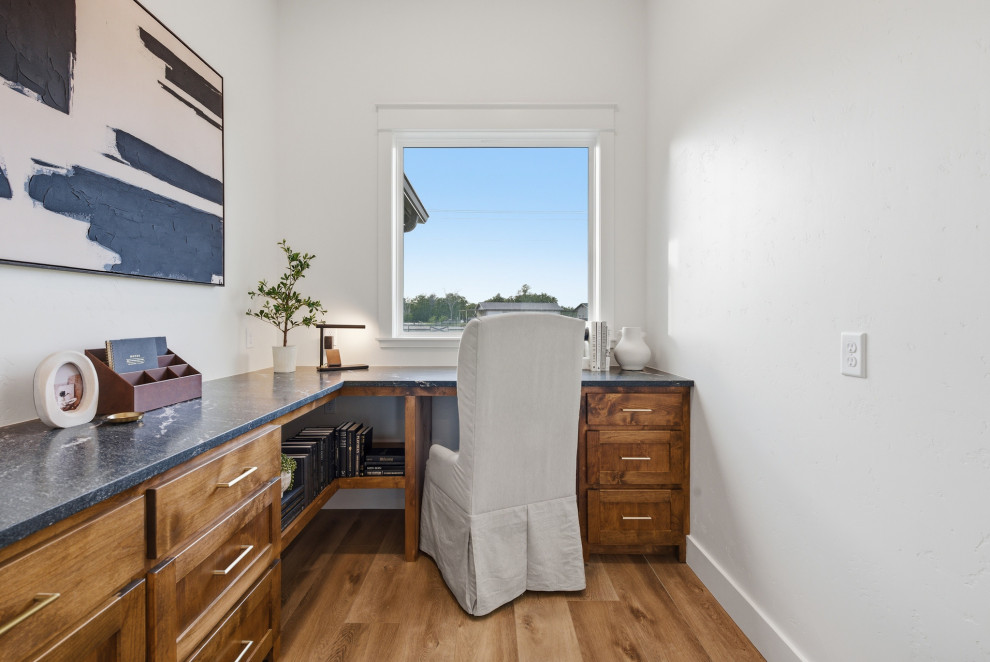 Mathis Collection I Bryan Texas