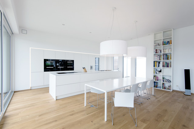 wohnhaus b moderno-soggiorno