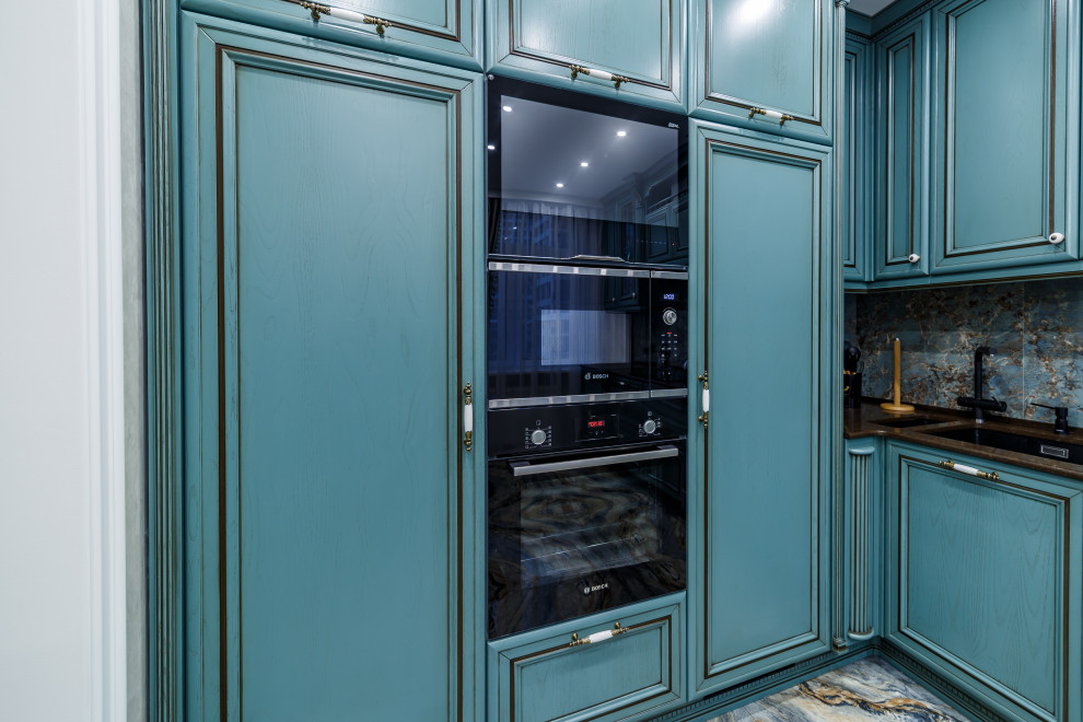 Малахитовая красавица