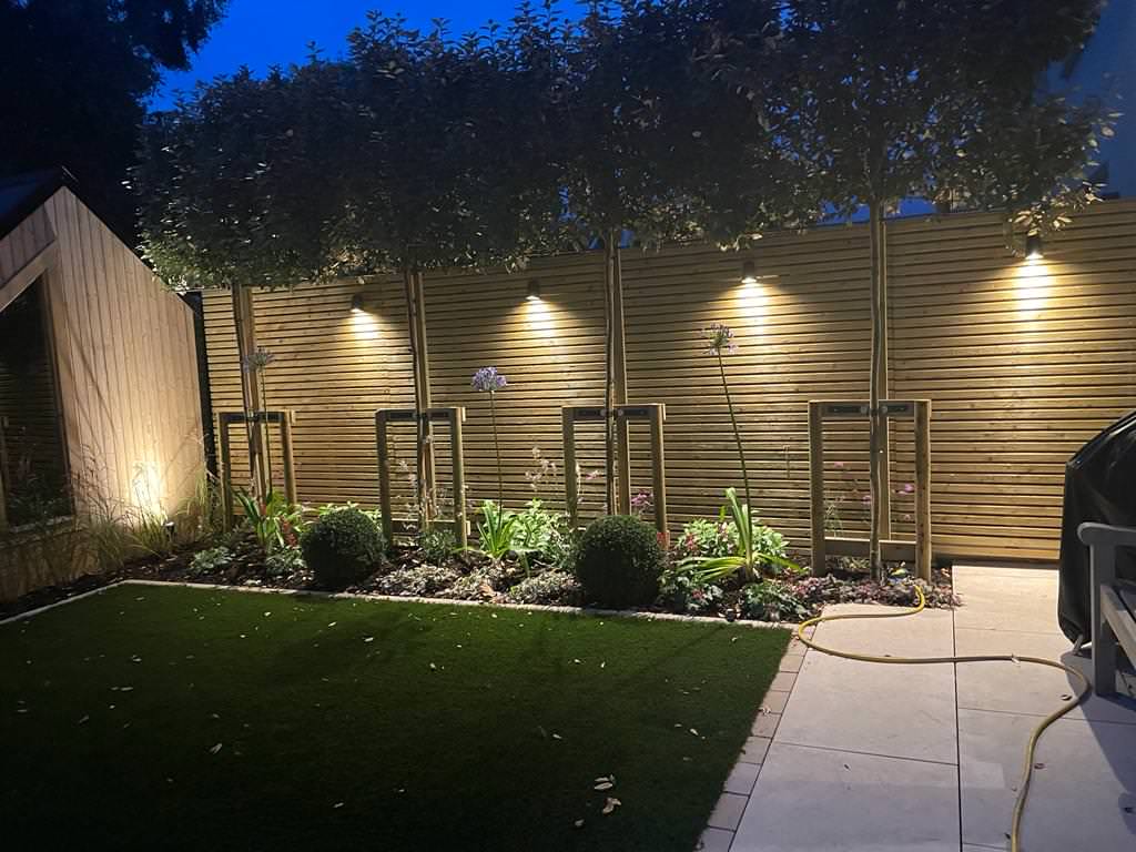 Fence downlights 2024