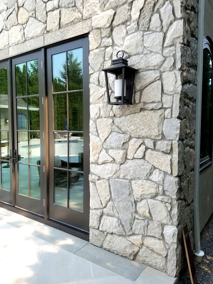 Inspiration for a huge rustic home design remodel