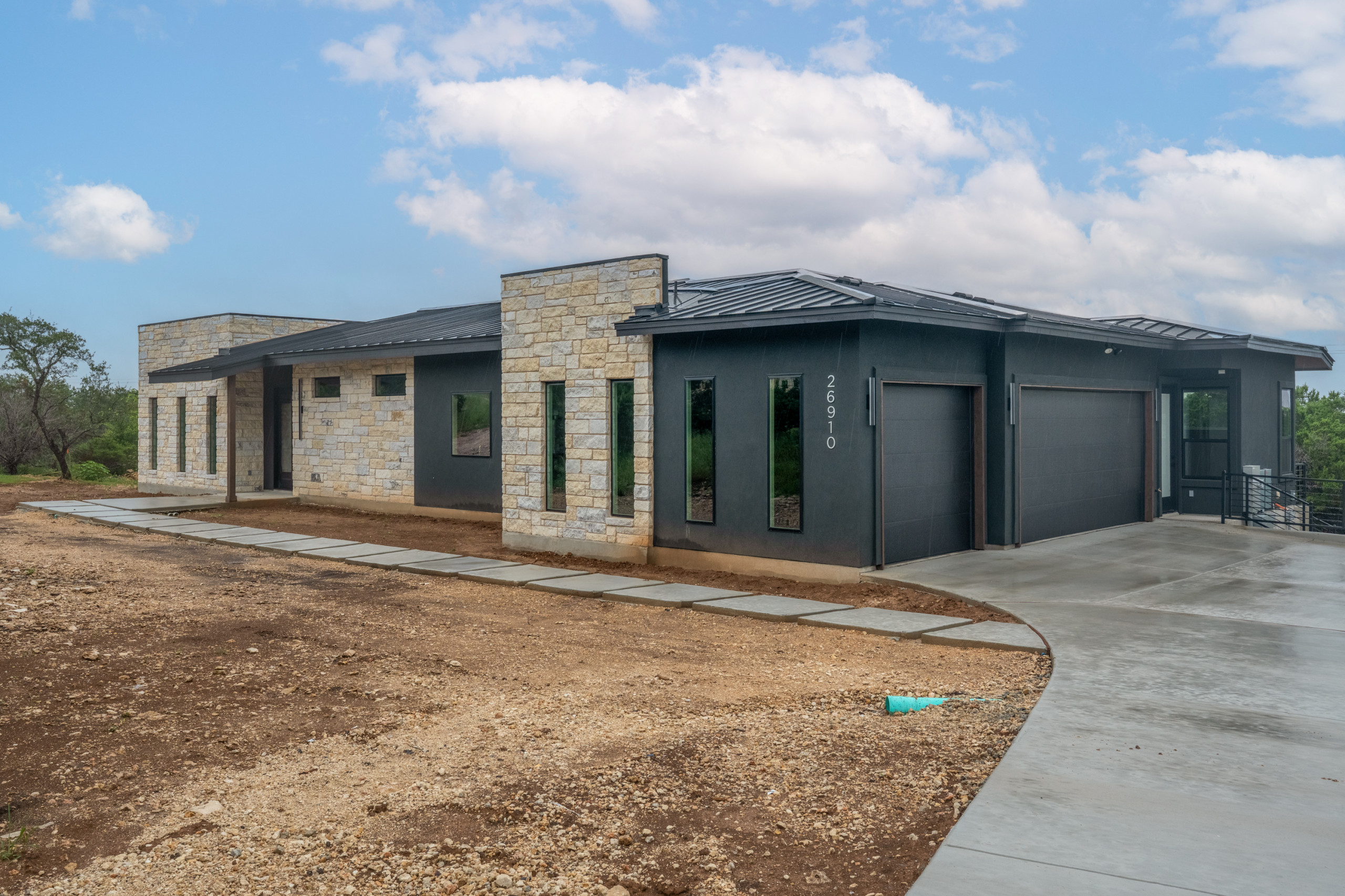 Modern Zen: 2,984 ft², 3 BR/2.5 BA/1 ST home