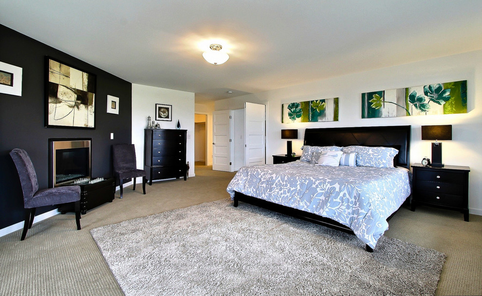 Example of a minimalist home design design in Seattle