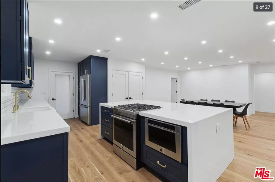 Blue Shaker Kitchen & Bathroom