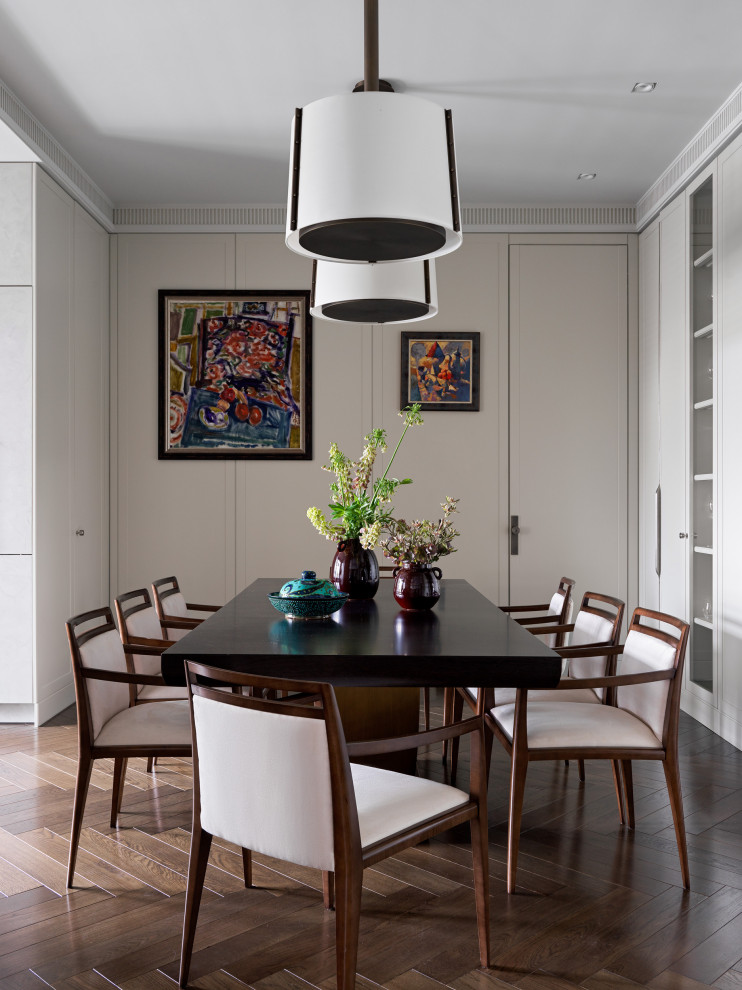 Design ideas for a transitional dining room in London.