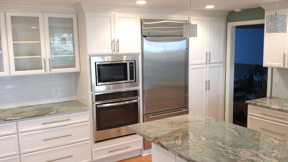 Earth-tone Countertop Kitchen