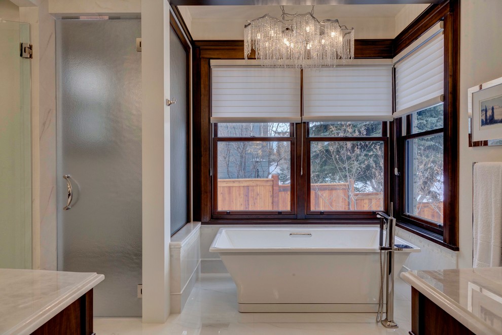 Example of a transitional bathroom design in Calgary