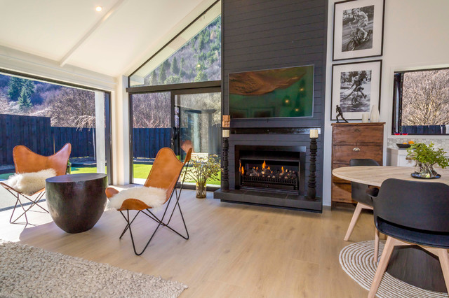 Arrowtown Cottage modern-vardagsrum