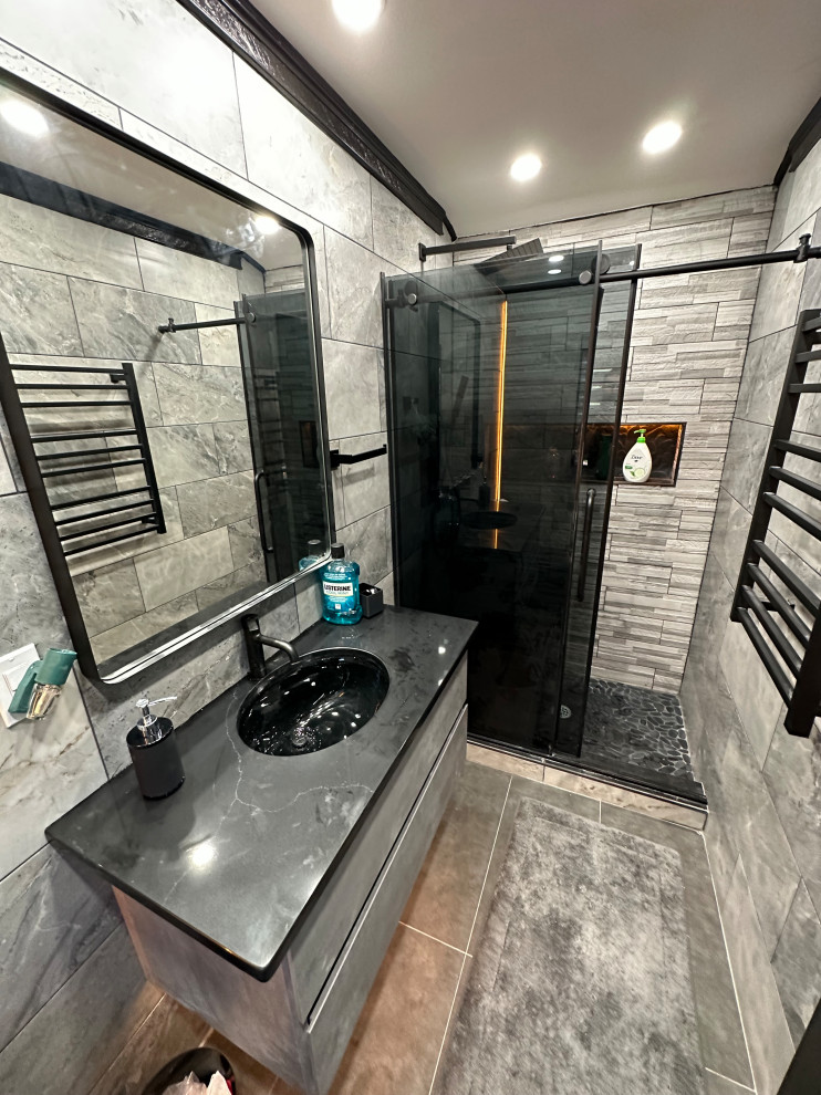 Modern Walk-In Shower Bathroom Renovation