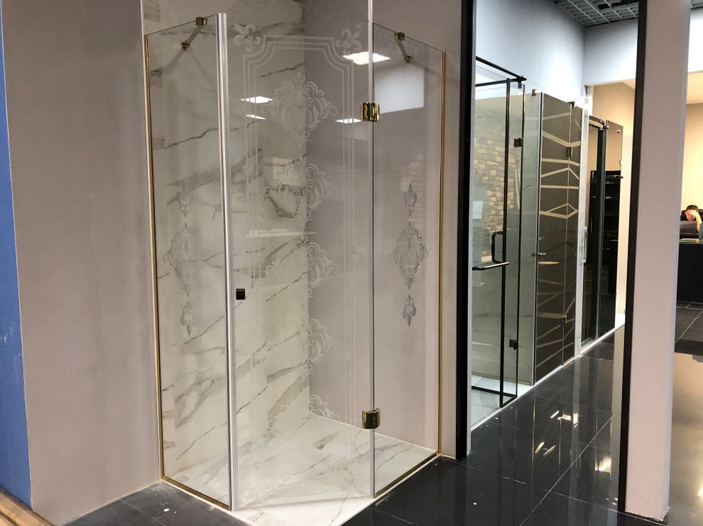 Душевые кабины из стекла