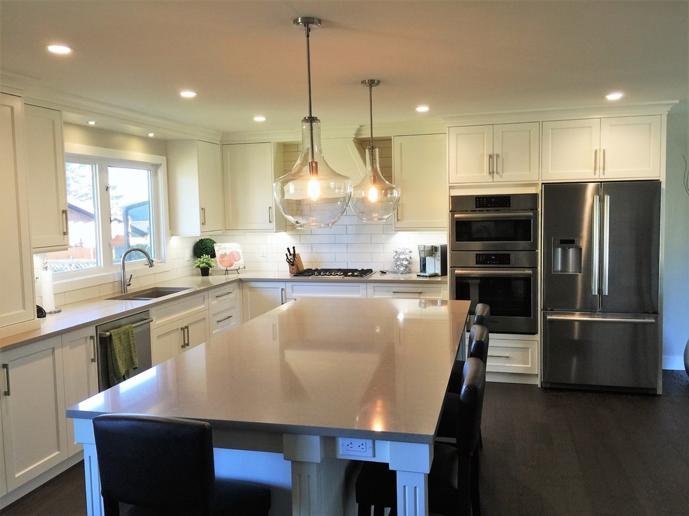 Inspiration for a transitional kitchen remodel in Calgary