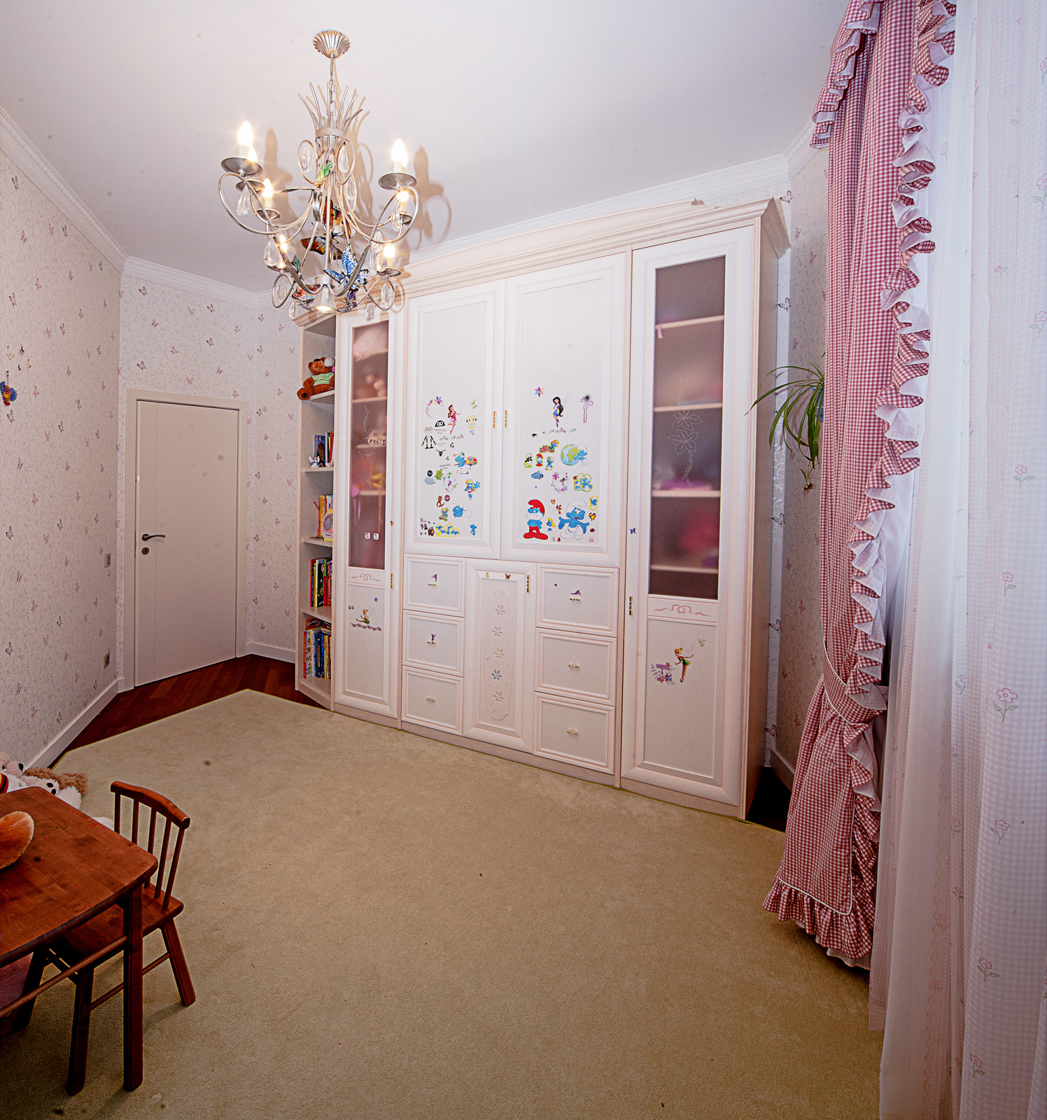 6-ТИ КОМНАТНАЯ КВАРТИРА 138,3 М2 В ЖИЛОМ КОМПЛЕКСЕ "ЕЛЕНА"