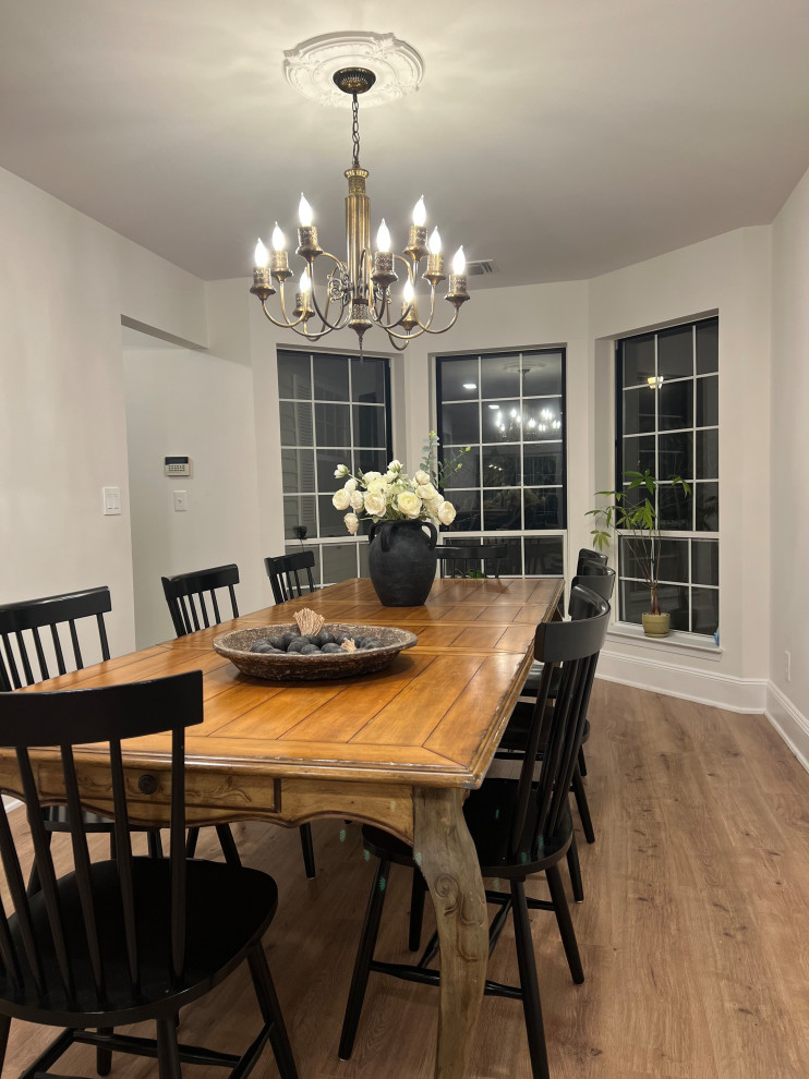 Vintage Modern Kitchen - Middle Island, NY