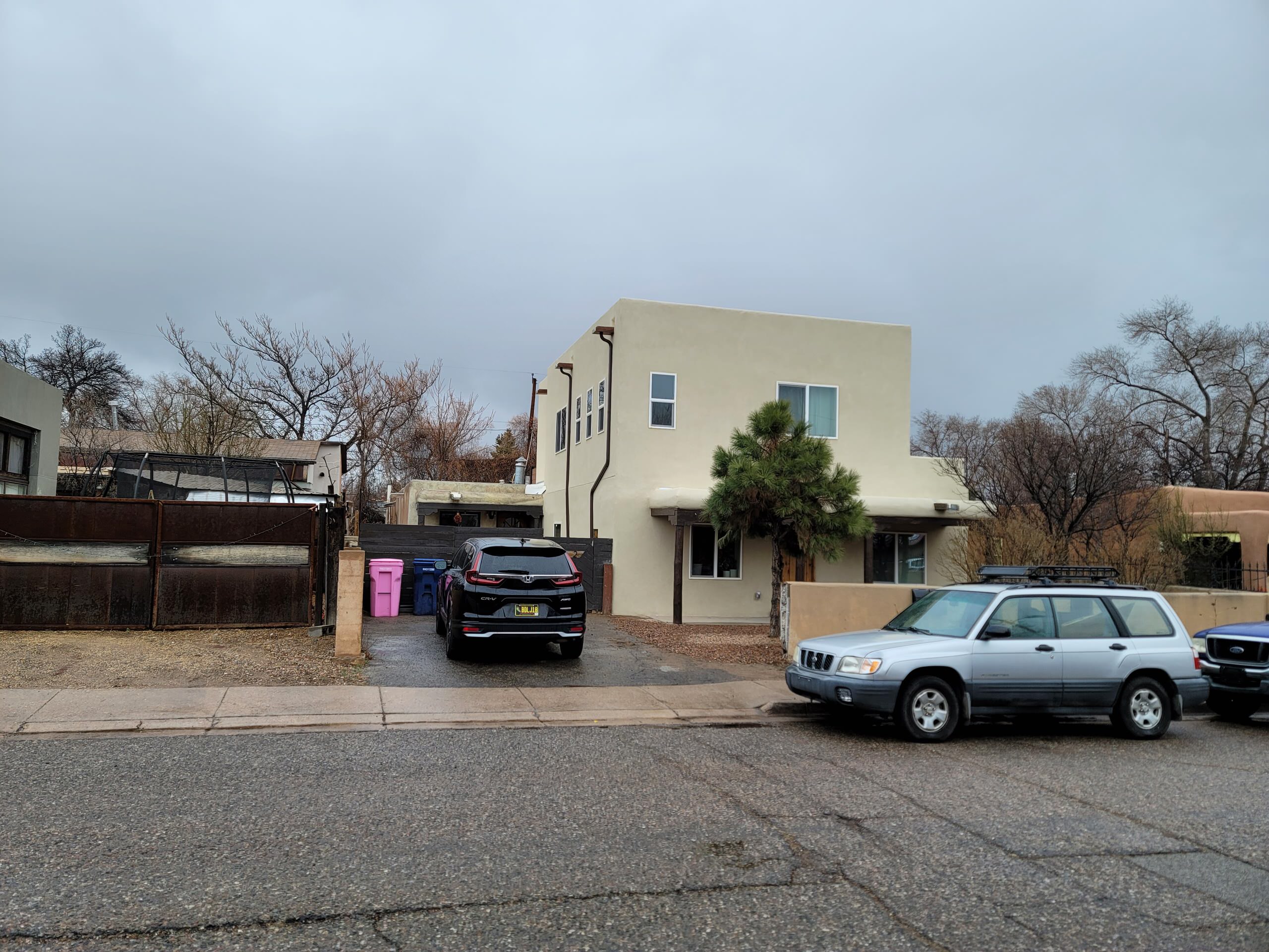 Santa Fe | Modern Kitchen and Bathroom Remodel