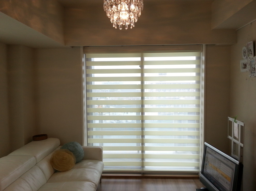 東京都下にあるおしゃれなリビングの写真