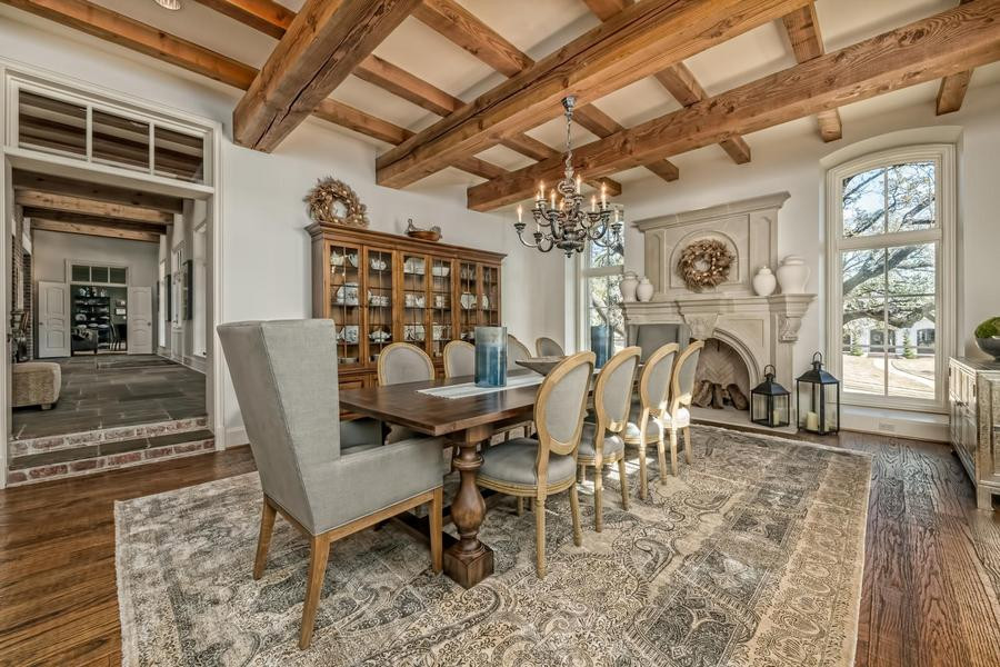 Waco furnishings and rugs