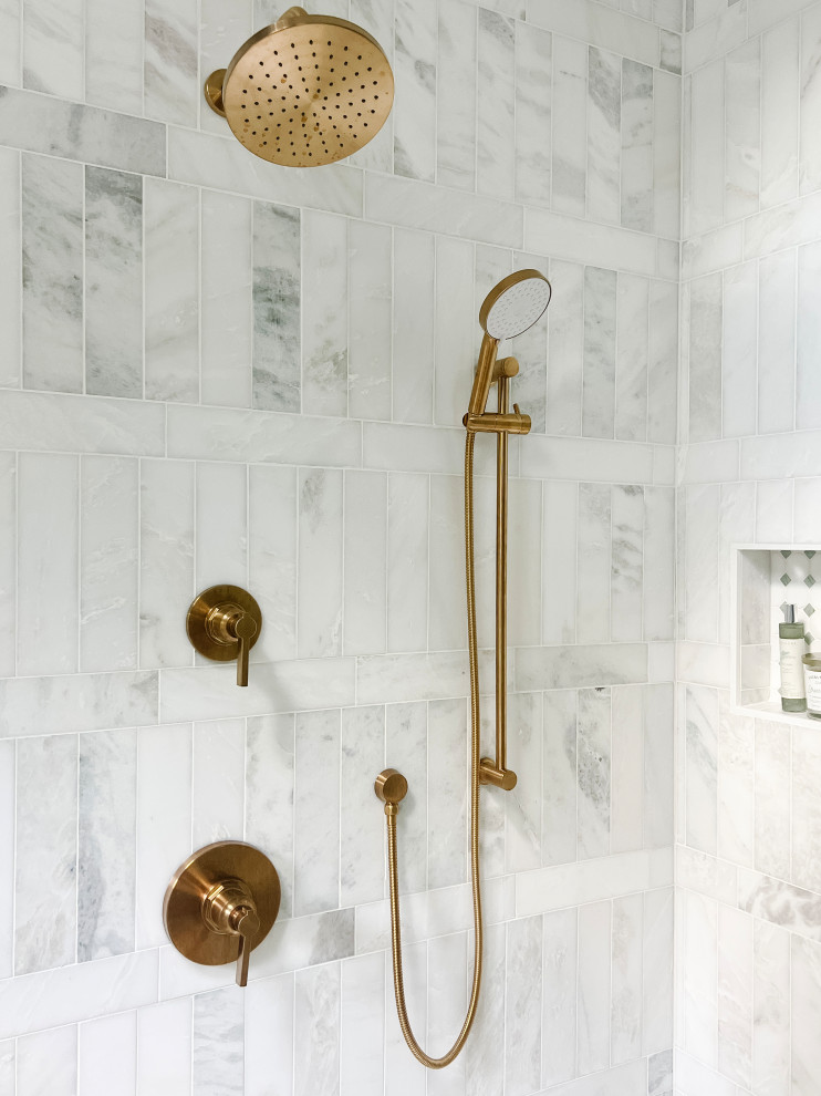 spacious walk-in shower/wet room.