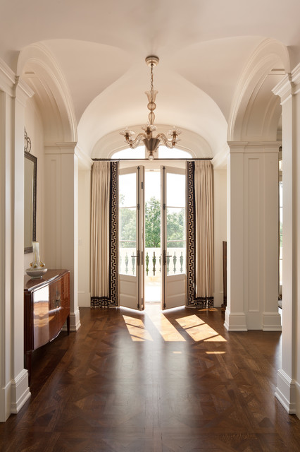Traditional Entry classico-ingresso