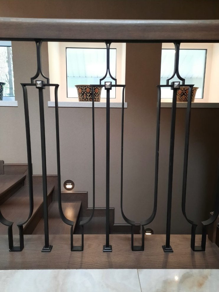 Лестницы из металла