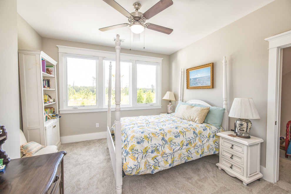 Home design - transitional home design idea