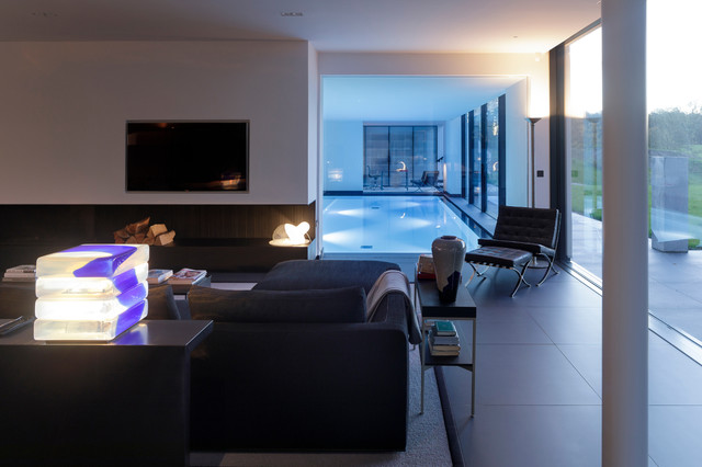 SEVENDIALS | CHESHIRE contemporary-ytbehandling