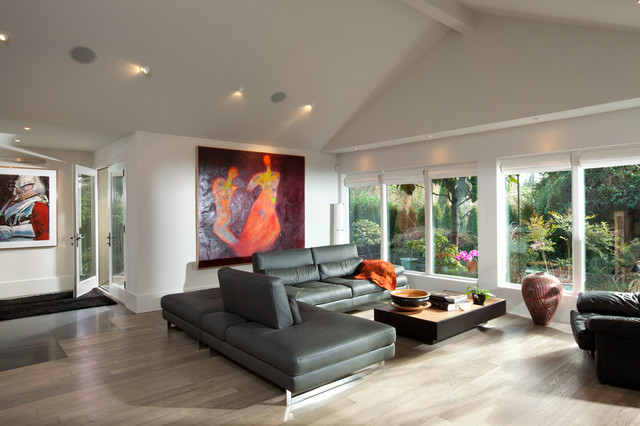Garden House  living room  Modern  Living Room  Vancouver  by 