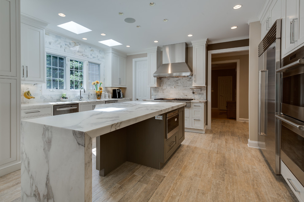 Inspiration for a transitional kitchen remodel in DC Metro