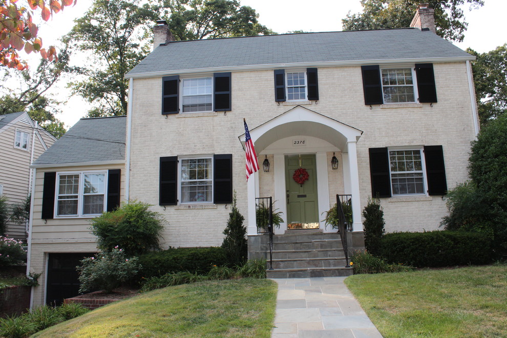 What Color Should I Paint my Garage Door?