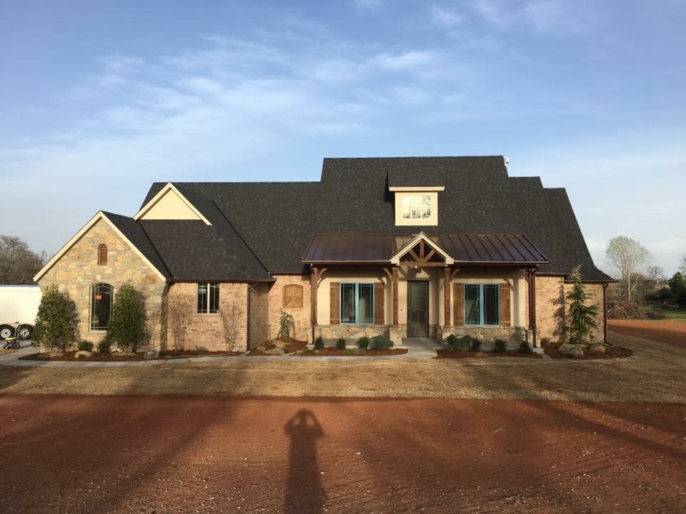 Ranch home with modern finishes
