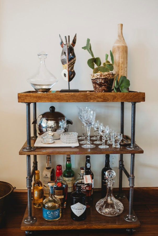 Social Hour .... Cocktails, Wine & Bourbon