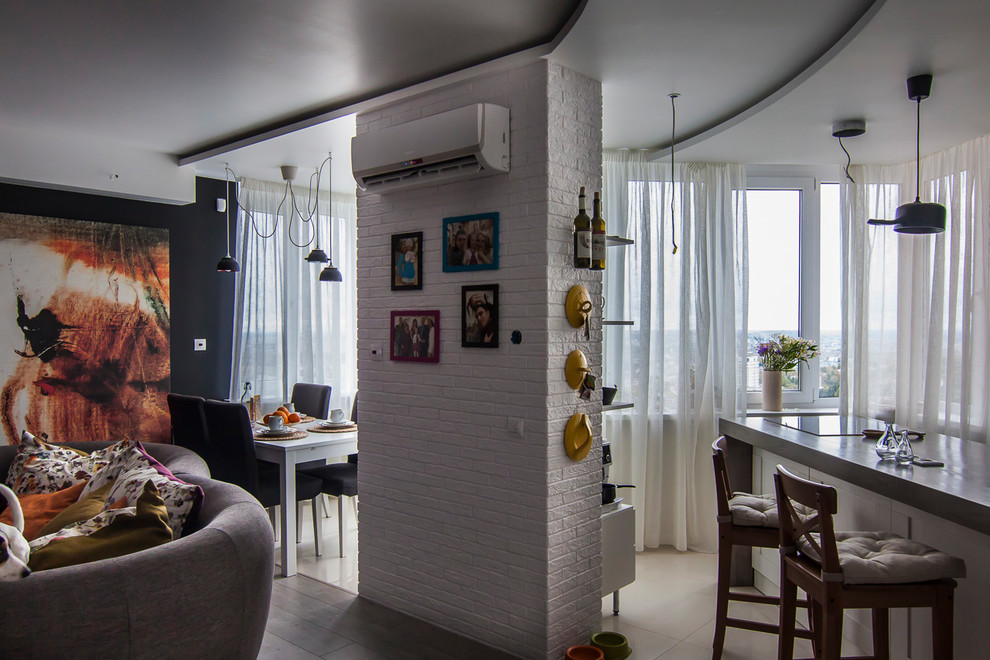 Сапожник с сапогами