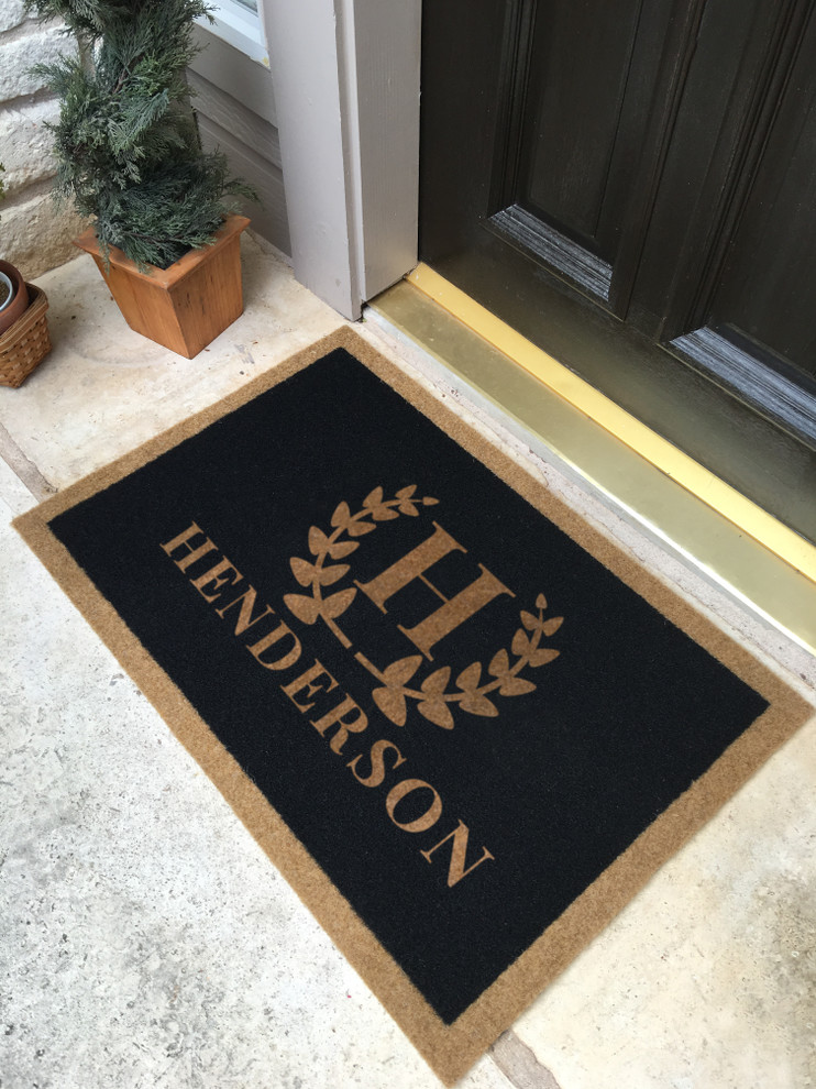 Entryway - transitional entryway idea in Austin