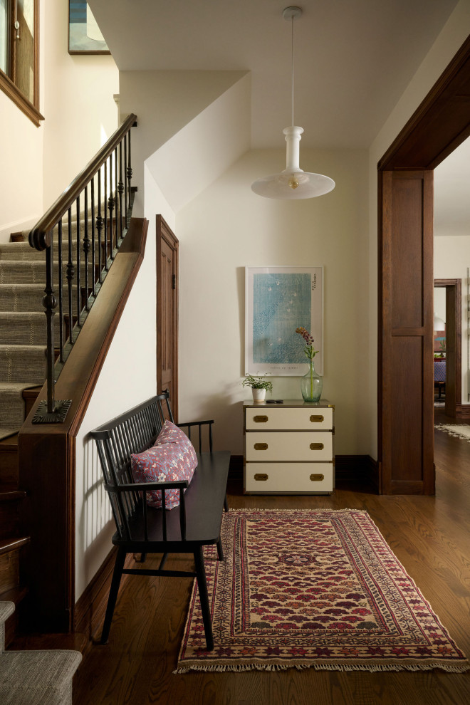 Entryway - transitional entryway idea in Chicago
