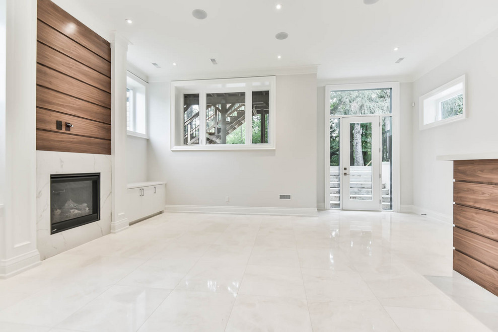 Inspiration for a transitional basement remodel in Toronto