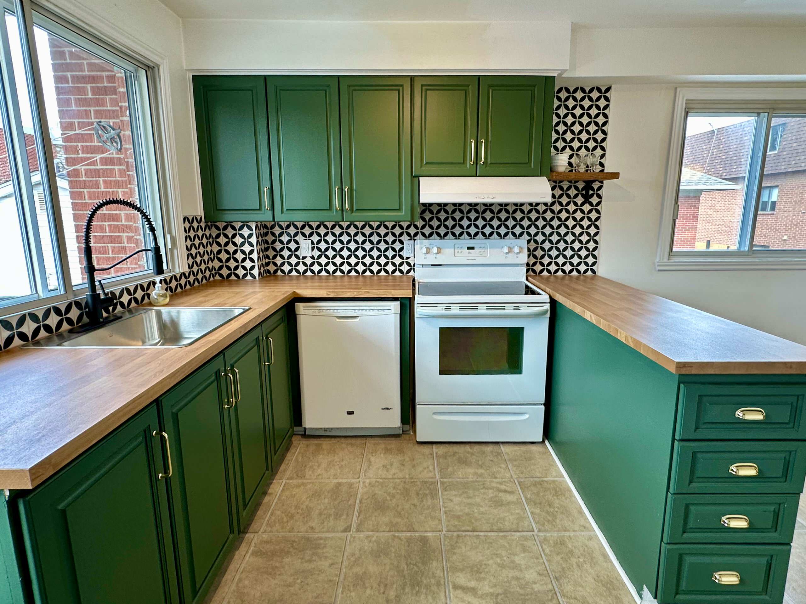 Greenfield Park - Cosmetic Updates to Kitchen